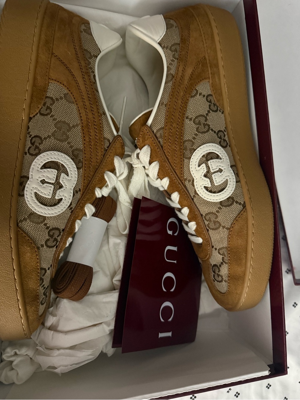 Gucci Brown G75 size 8